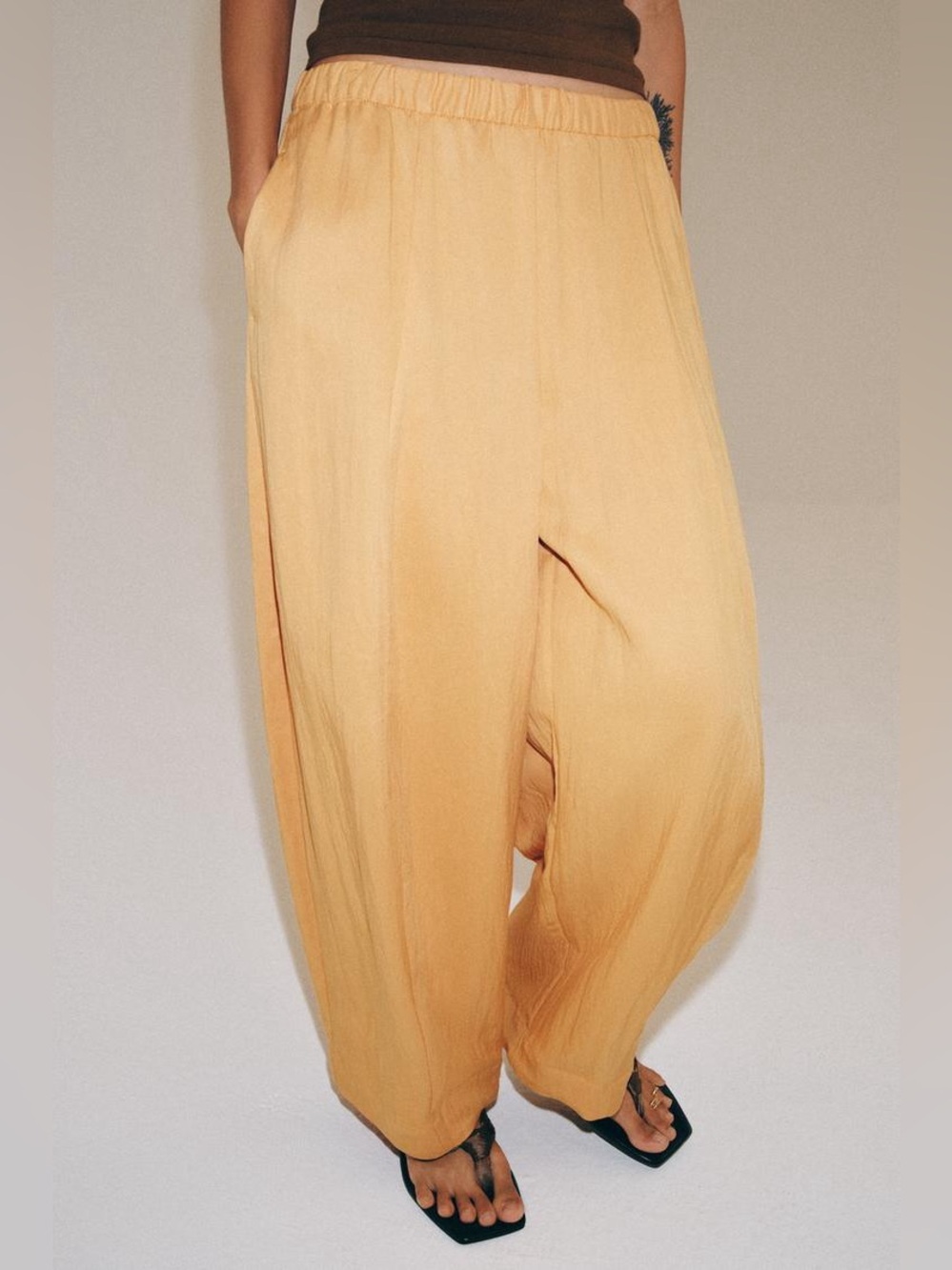 ZARA ZW COLLECTION FLOWY BARREL PANTS